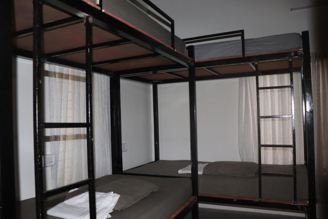 Piggy Hostel ורקלה מראה חיצוני תמונה