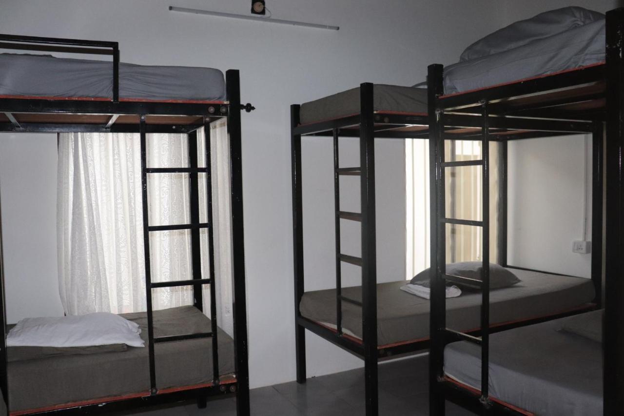 Piggy Hostel ורקלה מראה חיצוני תמונה